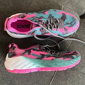 Hoka Ironman Clayton Running Shoe - Women’s 7.5